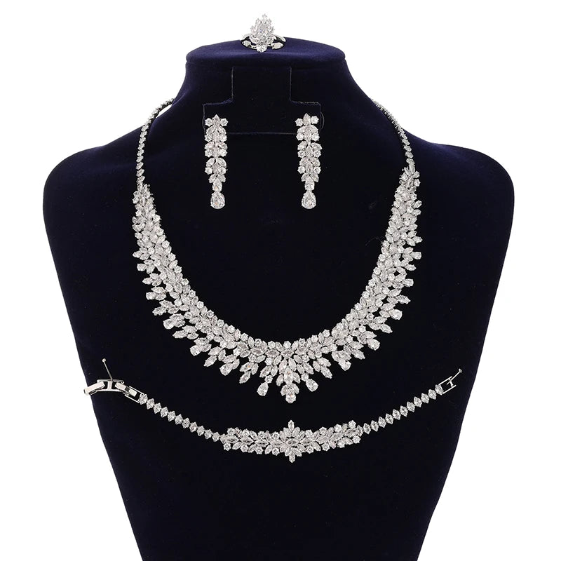 Elvera Signature Sparkle Set
