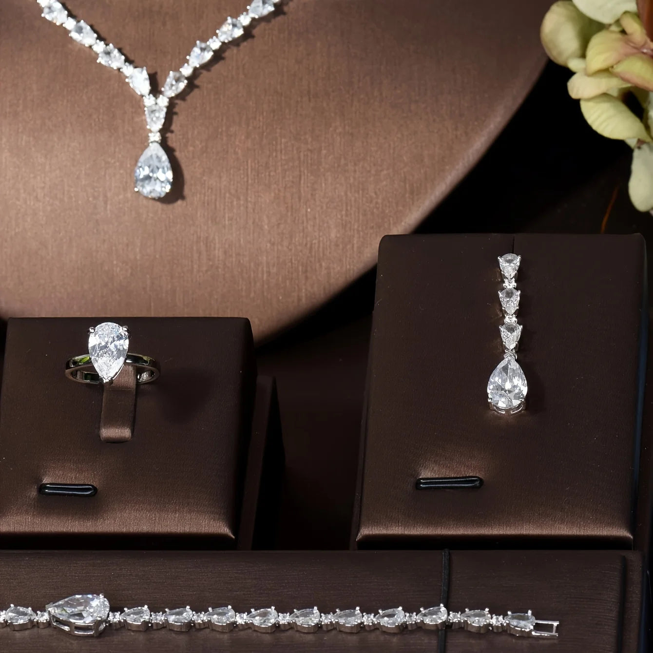 Luminara Crystal Drop Set