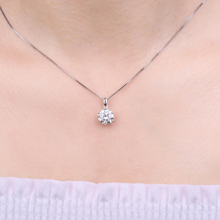 Moissanite Round D Color 925 Silver Pendant