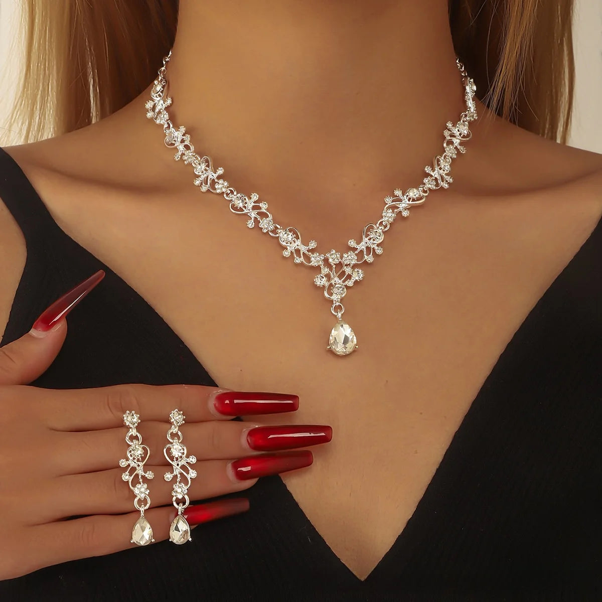 Luminara Diamond Glow Necklace Set