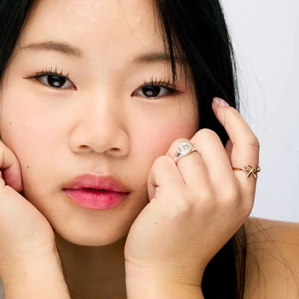 Minimal Gold Bow Ring