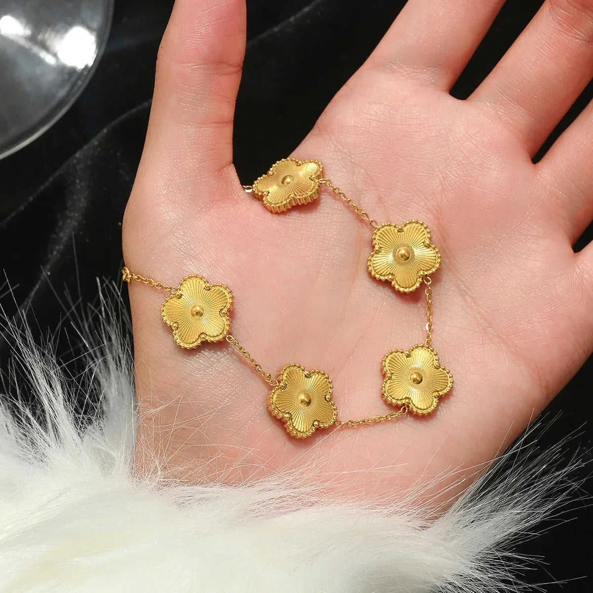 Luminara Clover Luxe Cuff