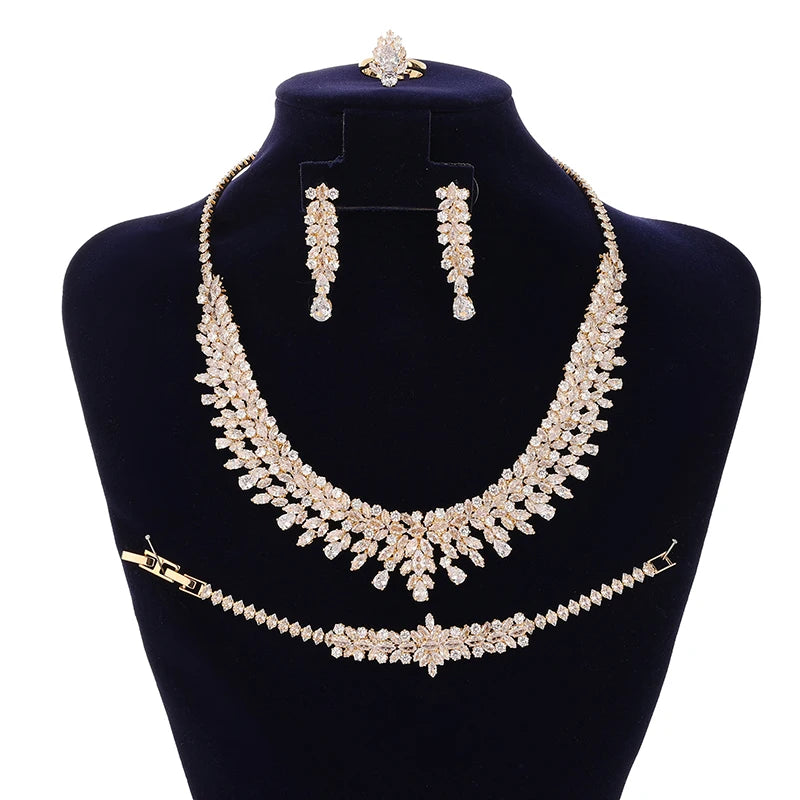 Elvera Signature Sparkle Set