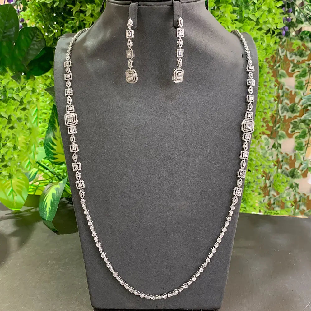 Aurelia Regal Long Necklace Set