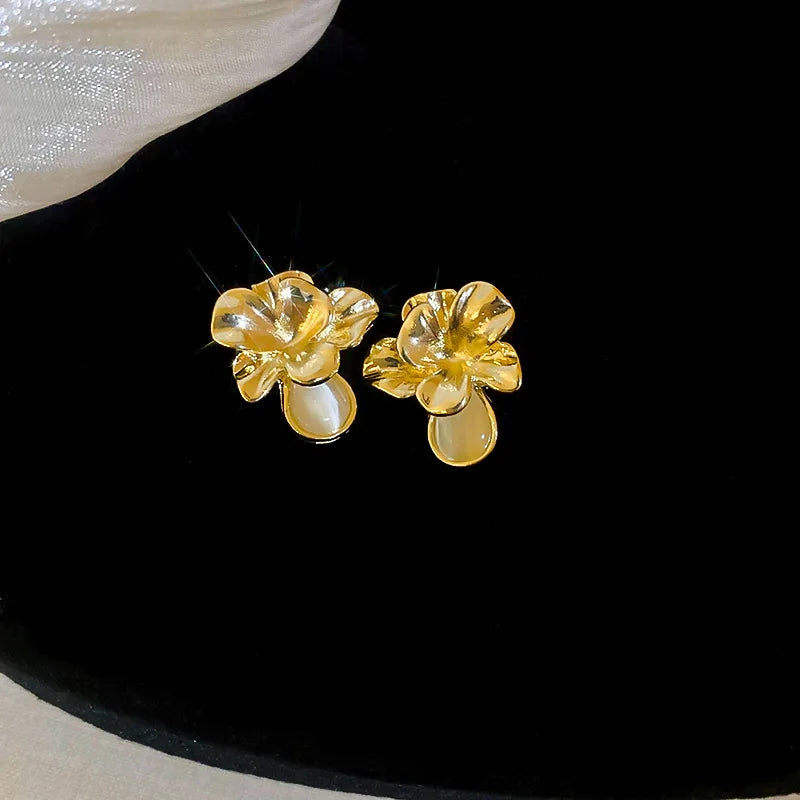 Pink Flower Resin Stud Earrings