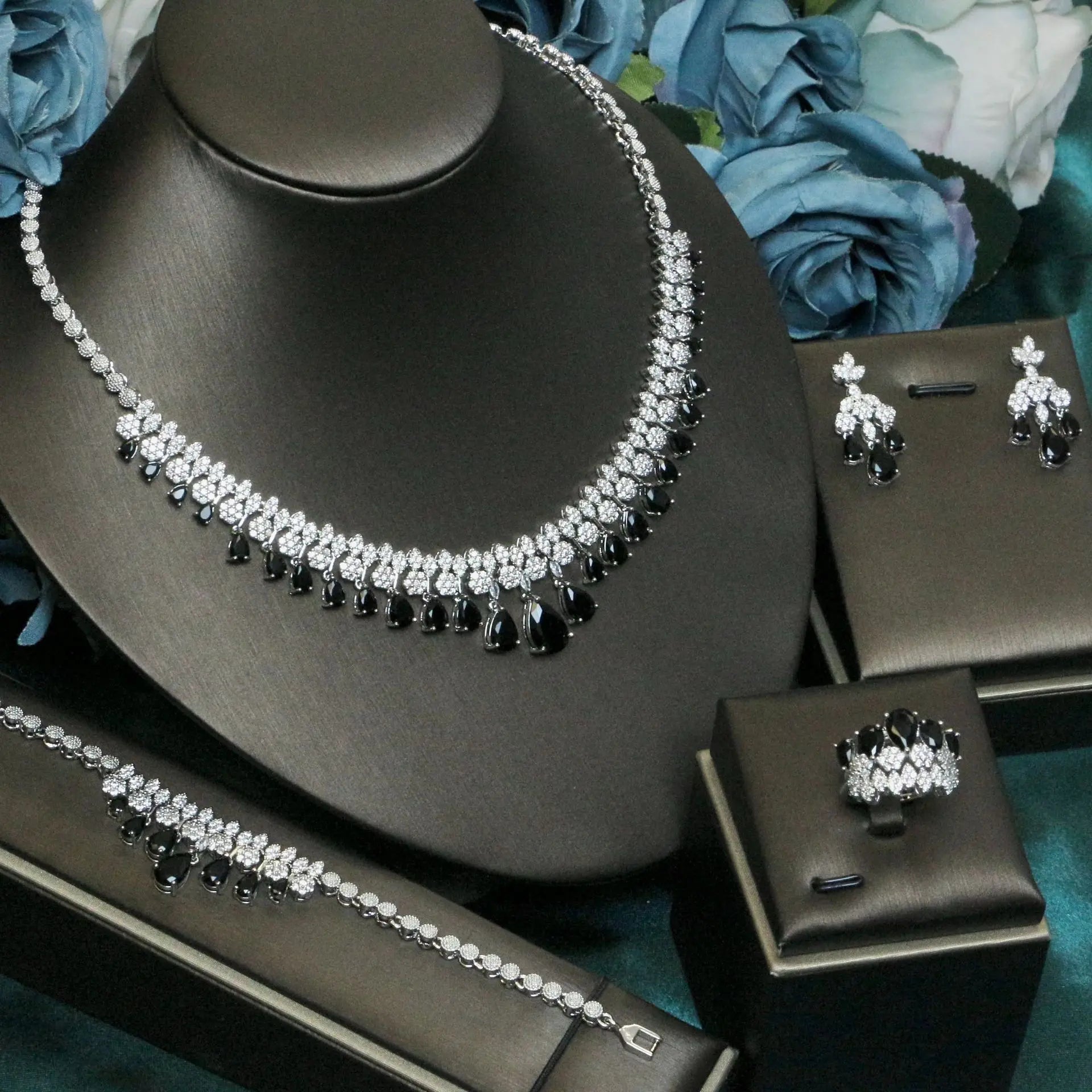 Aurelia Diamond Luxe 4-Piece Set